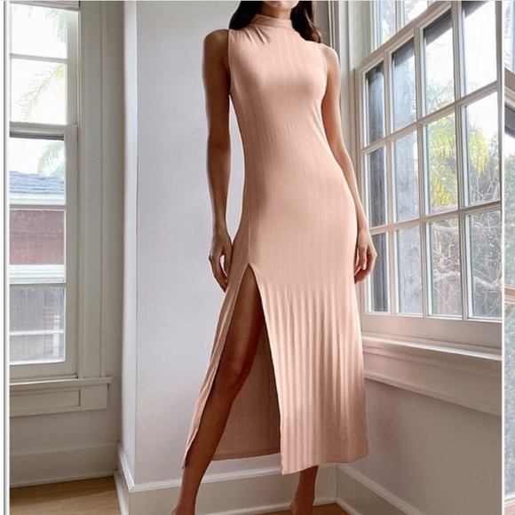 Aritzia Dresses & Skirts - Wilfred Free | Black Sleeveless Mock Neck Maxi Dress